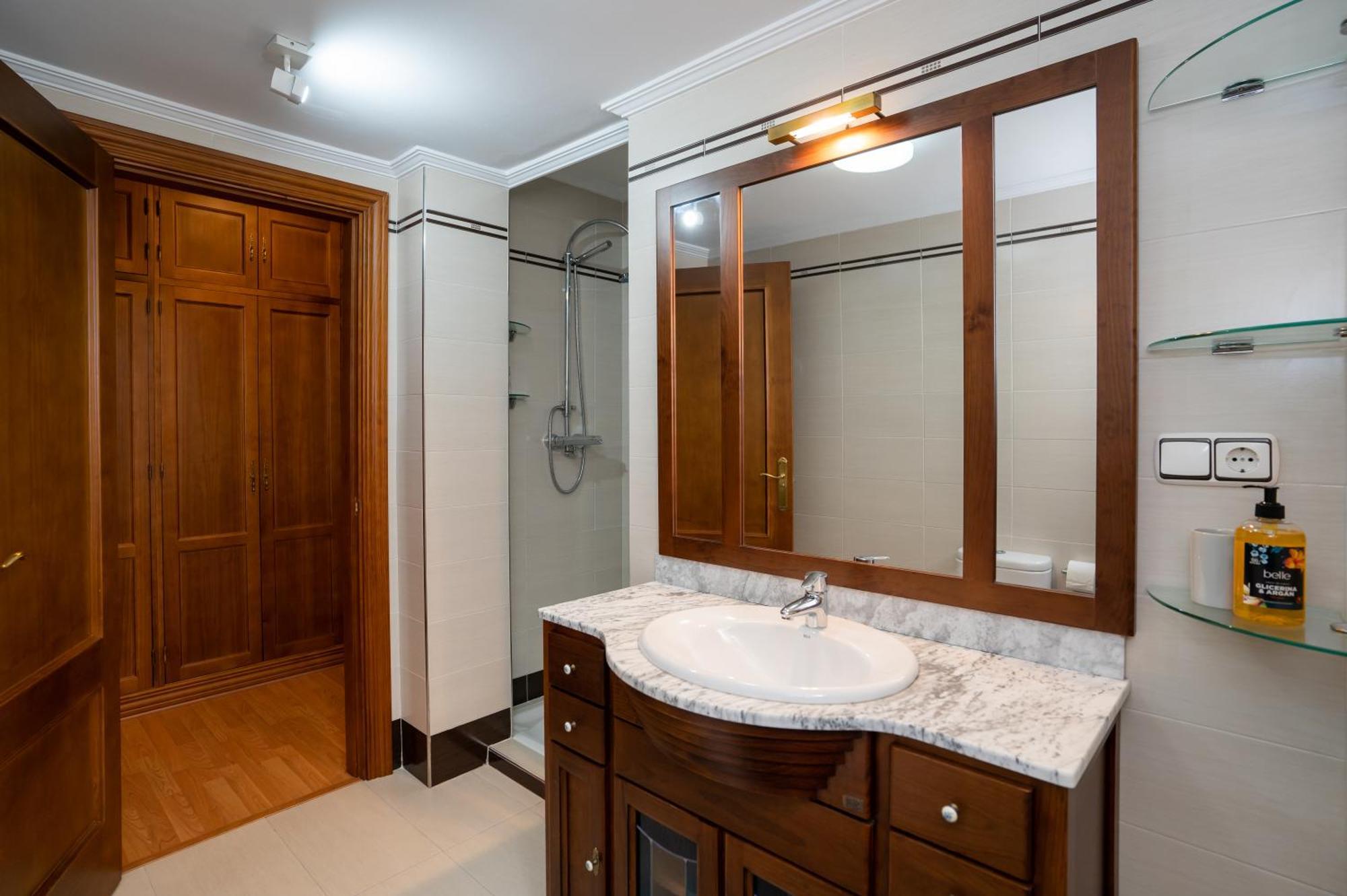Apartmán Cuarteles By Dossan Màlaga Exteriér fotografie